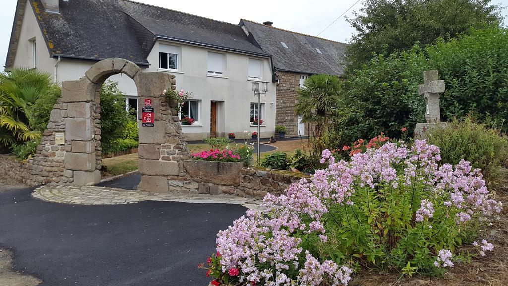 Val-Couesnon Chambres D'Hotes La Pinderie מראה חיצוני תמונה