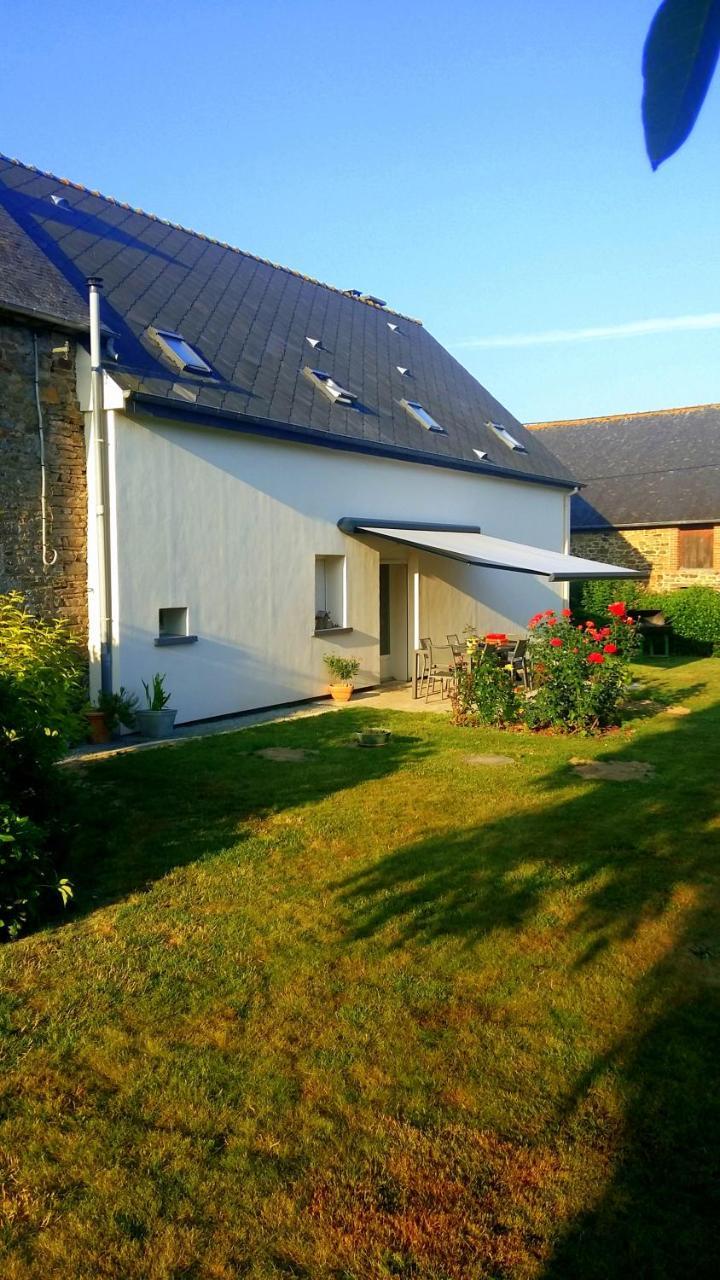 Val-Couesnon Chambres D'Hotes La Pinderie מראה חיצוני תמונה