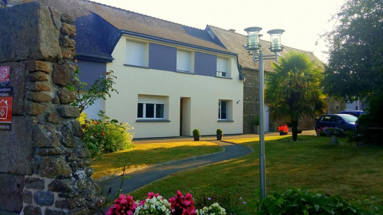 Val-Couesnon Chambres D'Hotes La Pinderie מראה חיצוני תמונה